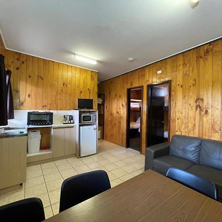 Southern Cross Motor Inn Berridale Bagian luar foto